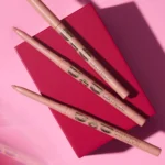 Kiss & Glow Plumping Lip Liner - Image 4