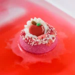 Bomb Cosmetics Apple of my Eye Bath Blaster 160g - Image 2