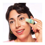 ESSENCE jelly GRIP undereye primer stick 4,6g - Image 3