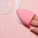Mon Reve 10 Facial Cleansing Glove Sponge - Image 4