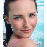 Essence The Little Mermaid Liquid Blush Serum - 01: A Splash Of Romance - Image 5